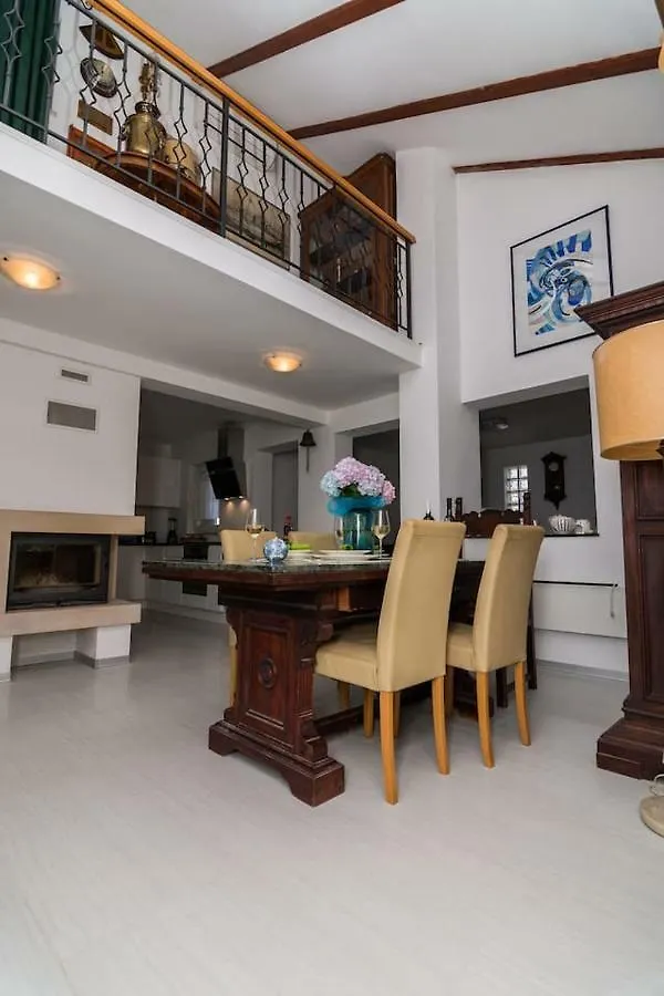 Apartment Sun View Mali Lošinj Croácia